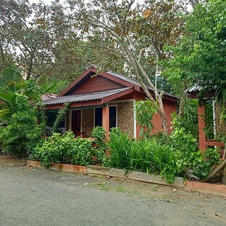 Pina House Hotel Kep Ngoại thất bức ảnh